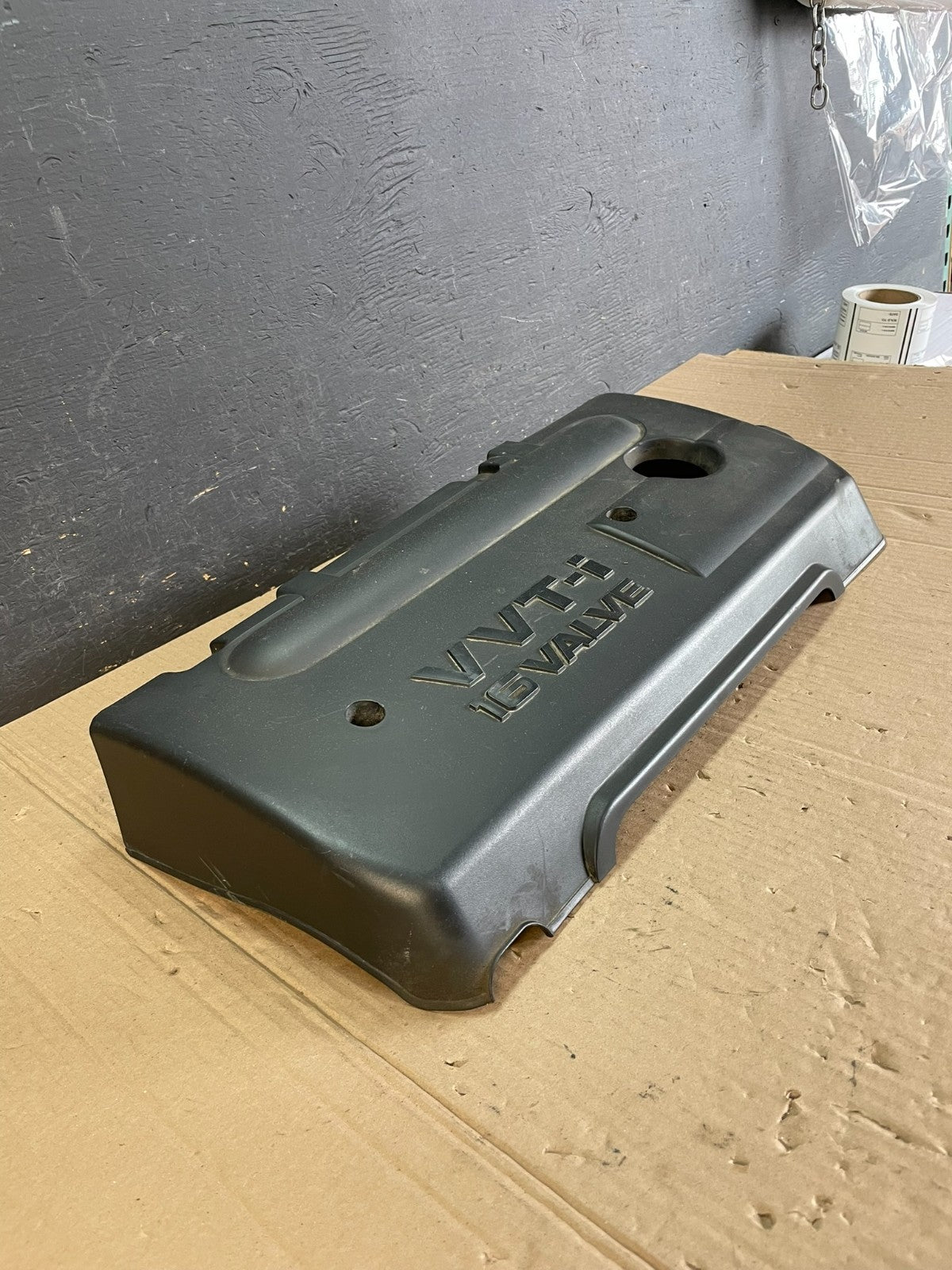 2005 to 2008 Toyota Corolla Matrix 1.8L Motor Engine Cover AD8710 DW1
