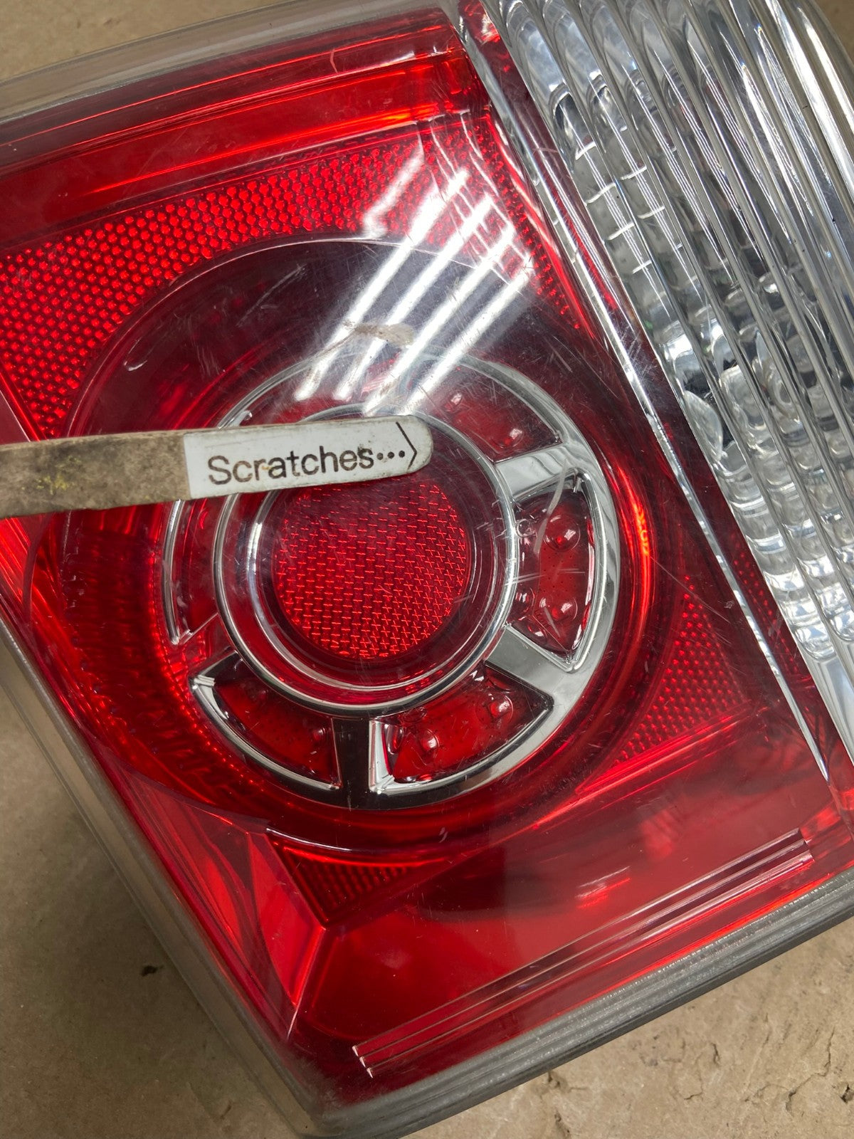2007 to 2012 GMC Acadia Right Passenger Rh Hatch Tail Light Inner AE9719 LK3