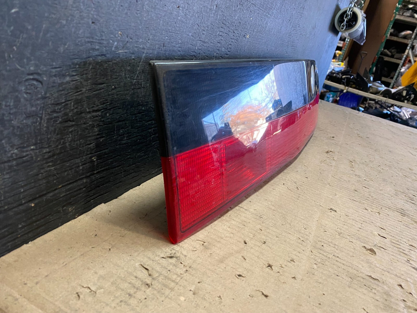 1993 to 1997 Saab 9000 Center Trunk Rear Brake Tail Light OEM i3533 DG12
