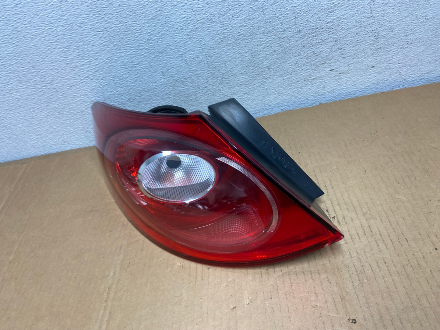 2009-2012 Volkswagen CC Left Driver LH Side Tail Light AD0765 LK1