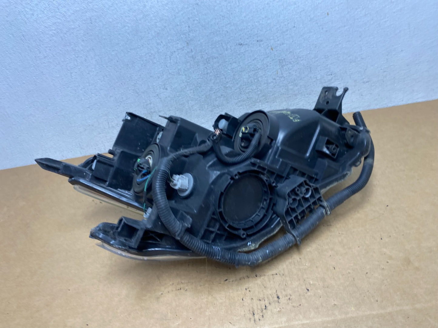Halogen 2009 to 2014 Nissan Maxima Left Driver LH Side Headlight AD4641 DW6