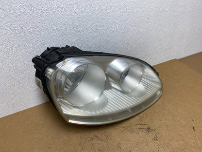 2005 - 2010 Volkswagen Jetta Right Passenger RH Side Headlight Halogen AC2991 DW2