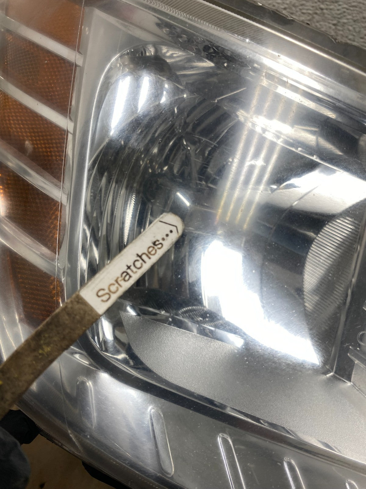 2009 to 2017 Dodge Journey Headlight Right Passenger Rh Halogen AG5771 DW3