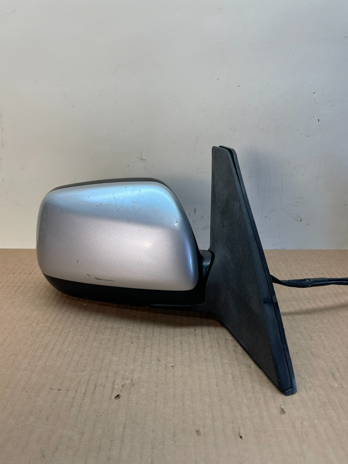 2004 to 2005 Toyota RAV4 Right Passenger RH Side View Door Mirror AJ1125 DG0