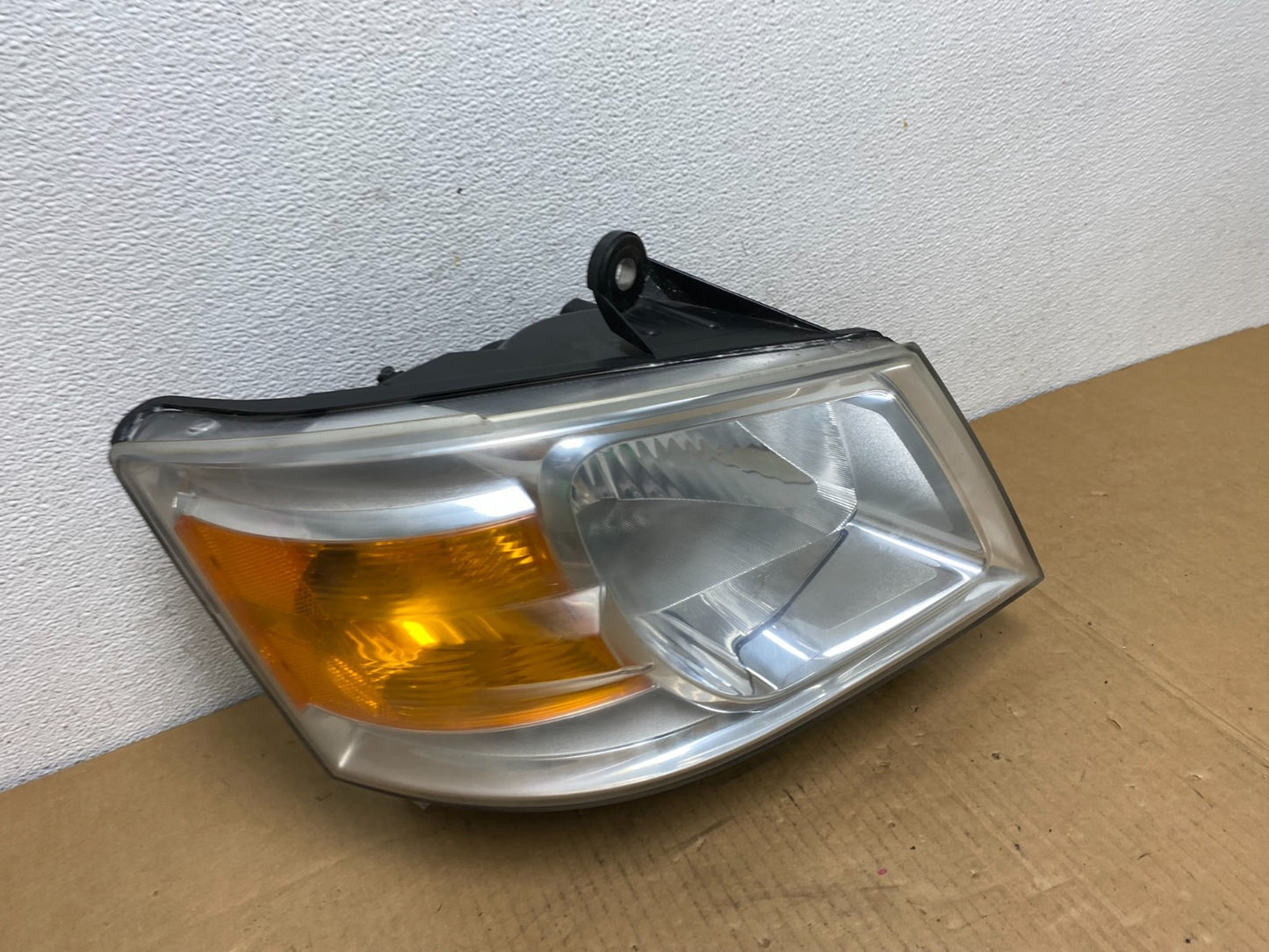 2008 to 2010 Dodge Caravan Right Passenger RH Halogen Headlight AC7554 DW2