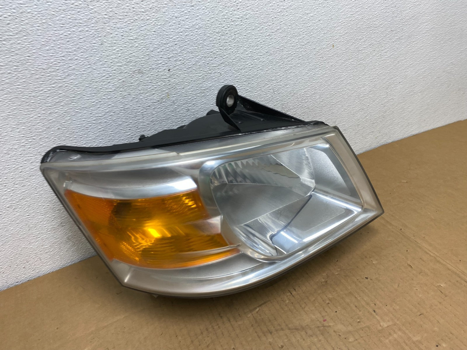 2008 to 2010 Dodge Caravan Right Passenger RH Halogen Headlight AC7554 DW2