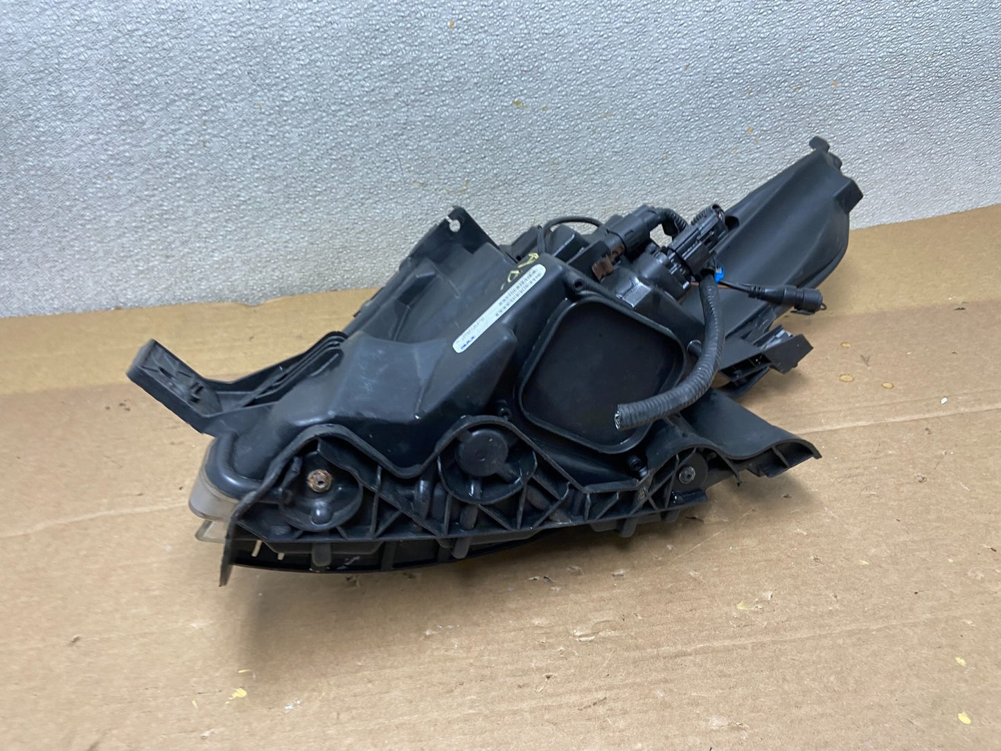2011 to 2015 Ford Explorer Right Passenger Halogen Headlight TYC AB5189 DW8