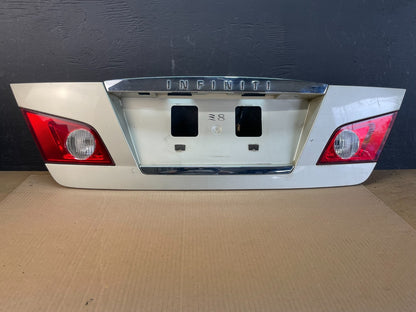 2006 2007 Infiniti M35 Rear Trunk Panel Trim Molding W/ Lights OEM ac1940 DG0