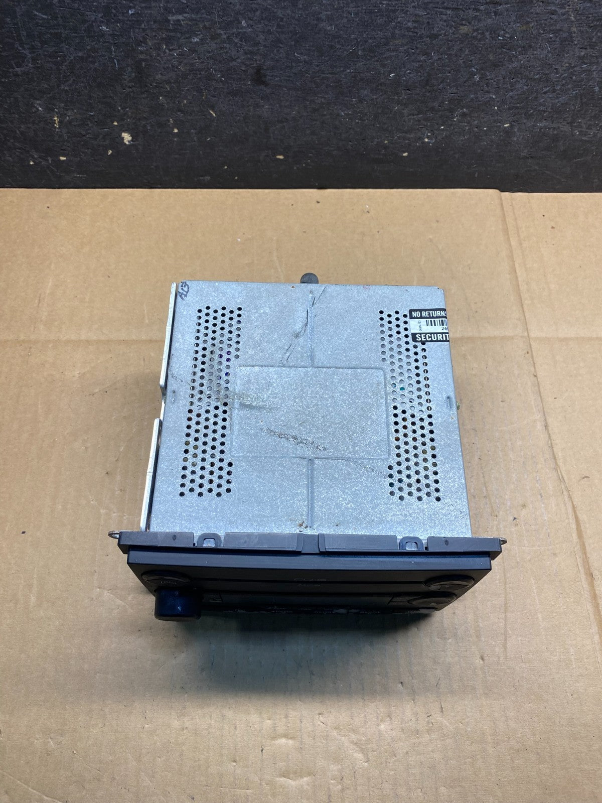 2005 2006 2007 Ford Freestyle Explorer Radio 6 CD Player AM/FM ai7651 DG3