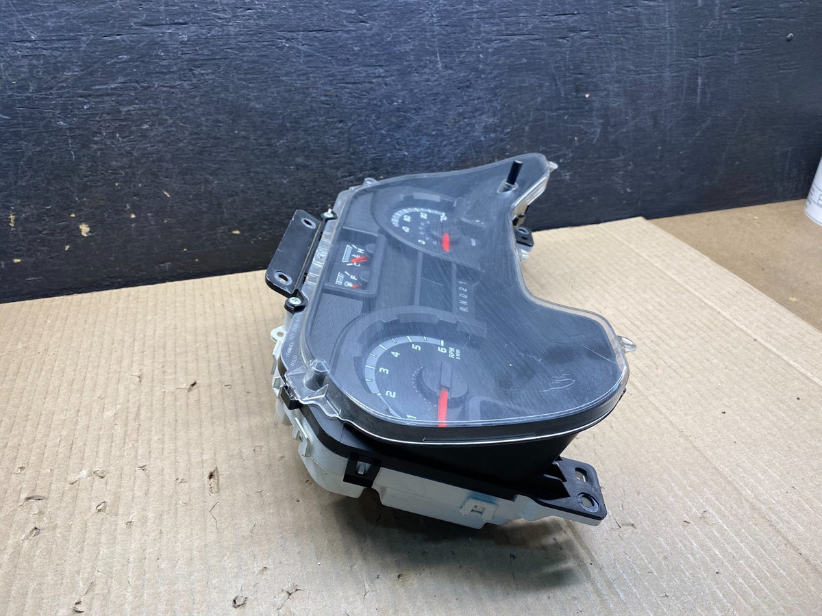2011 to 2013 Ford E150 E250 E350 VAN Gauge Speedometer Cluster AI4915 DG1