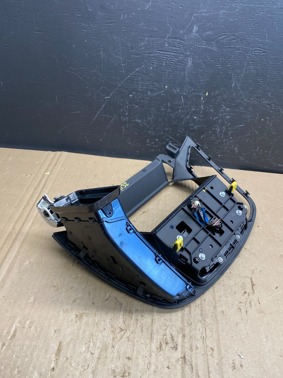 2013 2014 2015 2016 Ford Escape Dash Radio Control Panel Bezel ab9132 DG4