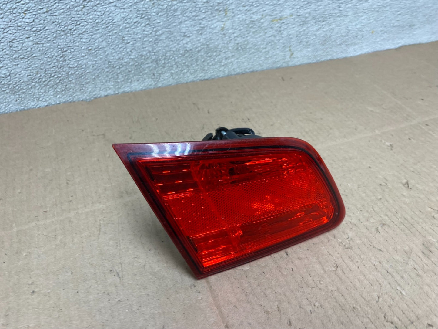 2010-2014 Subaru Legacy Left Driver LH Side Tail Light Inner OEM W0741 DW2