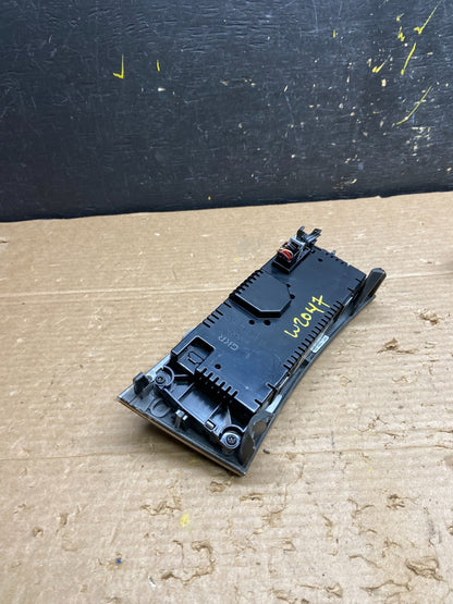 2005-2009 Mercedes W203 C230 C240 A/C Heater Climate Control Trim OEM W2047 DG4