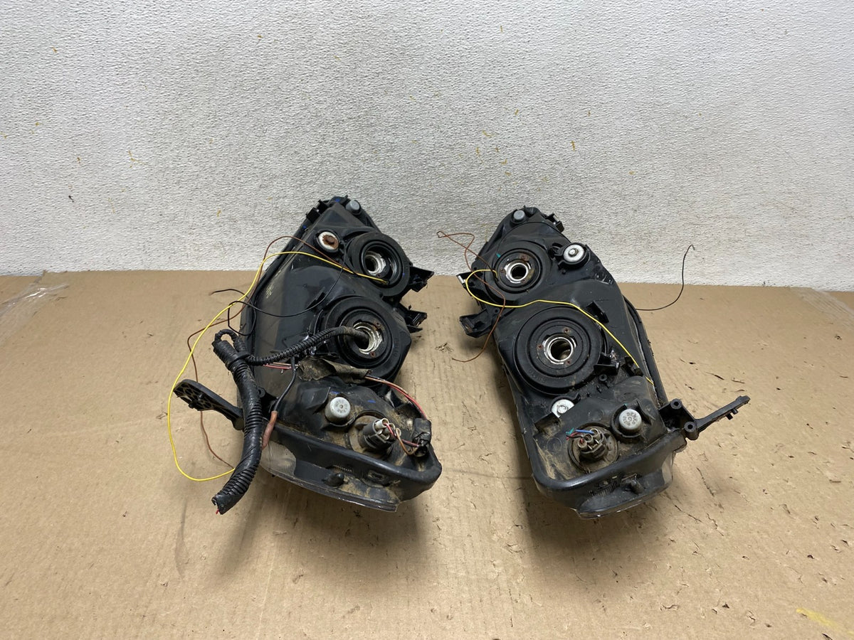 2006 2007 2008 Honda Civic Sedan Left+rIGHT Set LED Headlights AH7688 DG10