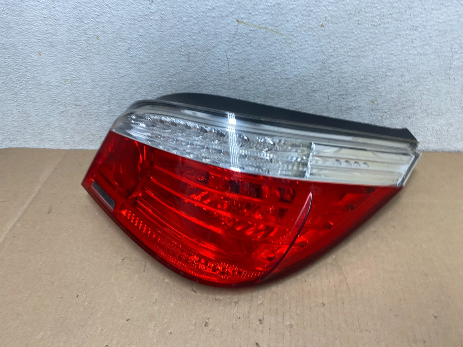 2008 to 2010 BMW 5 525i 530i Right Passenger Rh Tail Side Light Oem J6093 DW1