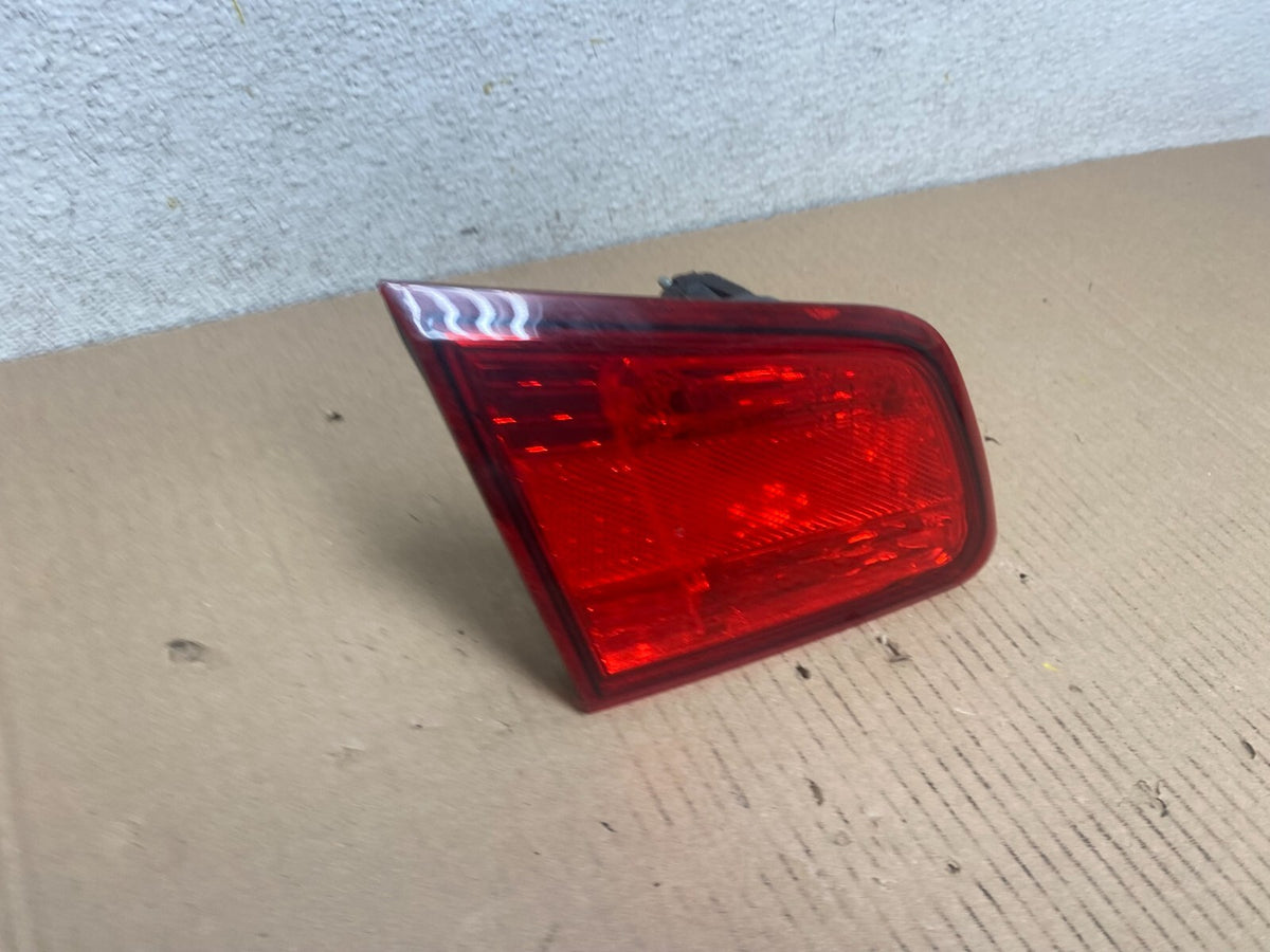 2010-2014 Subaru Legacy Left Driver LH Side Tail Light Inner I5999 DW2