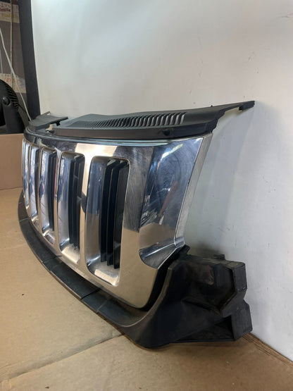 2011 to 2013 Jeep Grand Cherokee Front Upper Grill Grille ah6408 DG1