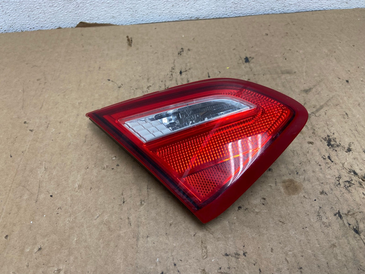 2016 2017 2018 Nissan Altima Left Driver LH Side Inner Tail Light AG2390 LK0