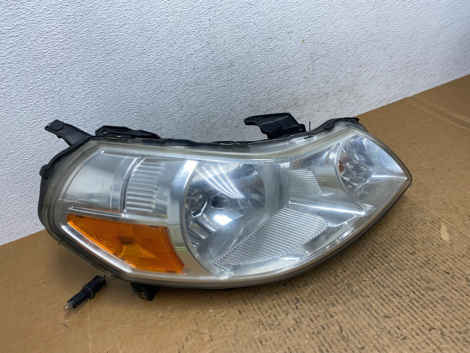 2007-2013 Suzuki SX4 Right Passenger RH Side Halogen Headlight AE1447 DW2