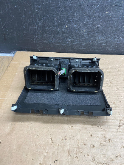 2007 to 2011 Honda CRV CR-V Front Center Panel Clock Air Vent ag8557 DG5