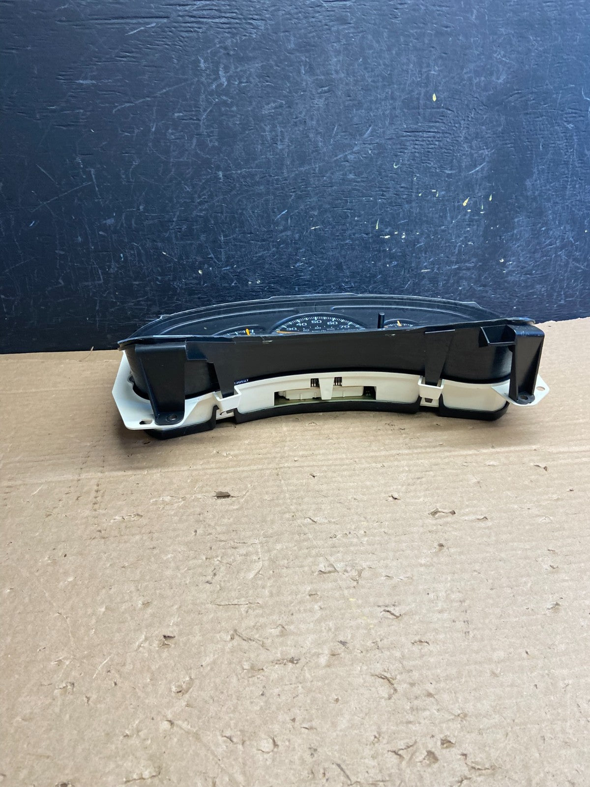 1999 to 2002 Chevrolet Silverado Sierra Cluster Gauge Speedometer ECM AF2663 DG4