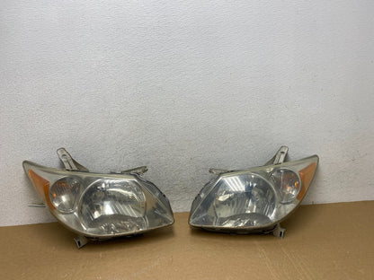 2005 to 2008 Pontiac Vibe Left+Right Side Headlights Halogen AF9906 DW0