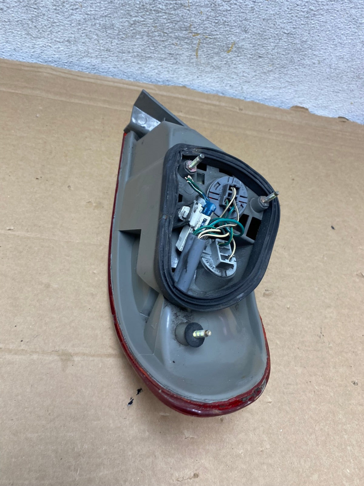 1998 1999 2000 Toyota Corolla Left Driver Lh Side Tail light AH8216 LK4