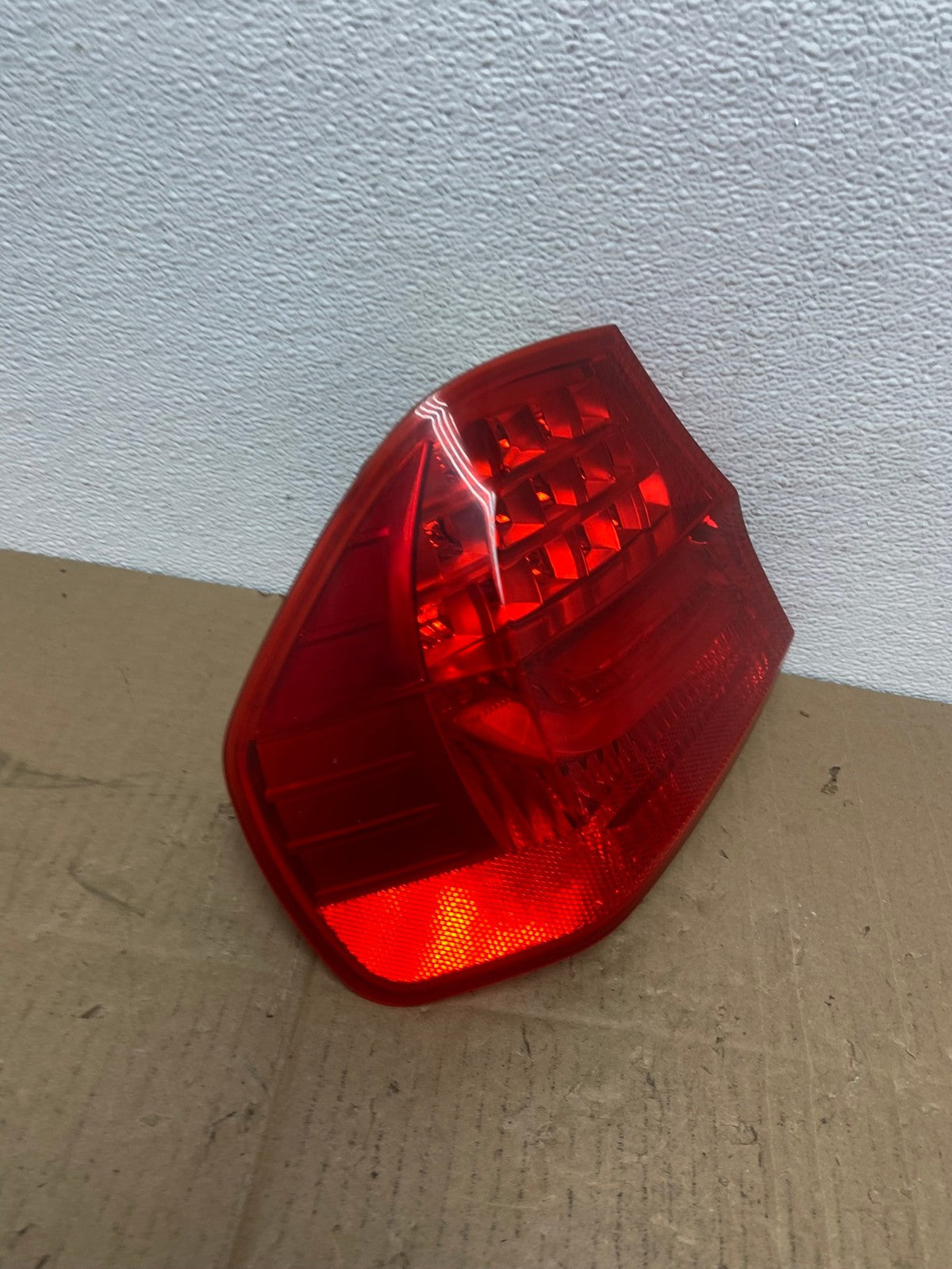 2009 2010 BMW 323i 325i 328i 335i 3 Series Left Driver Tail Light OEM AB8174 LK2