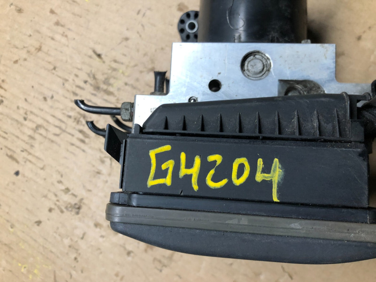 2008 to 2010 BMW 5-Series ABS Anti-Lock Brake Pump 3451 6780647 G4204 PS7
