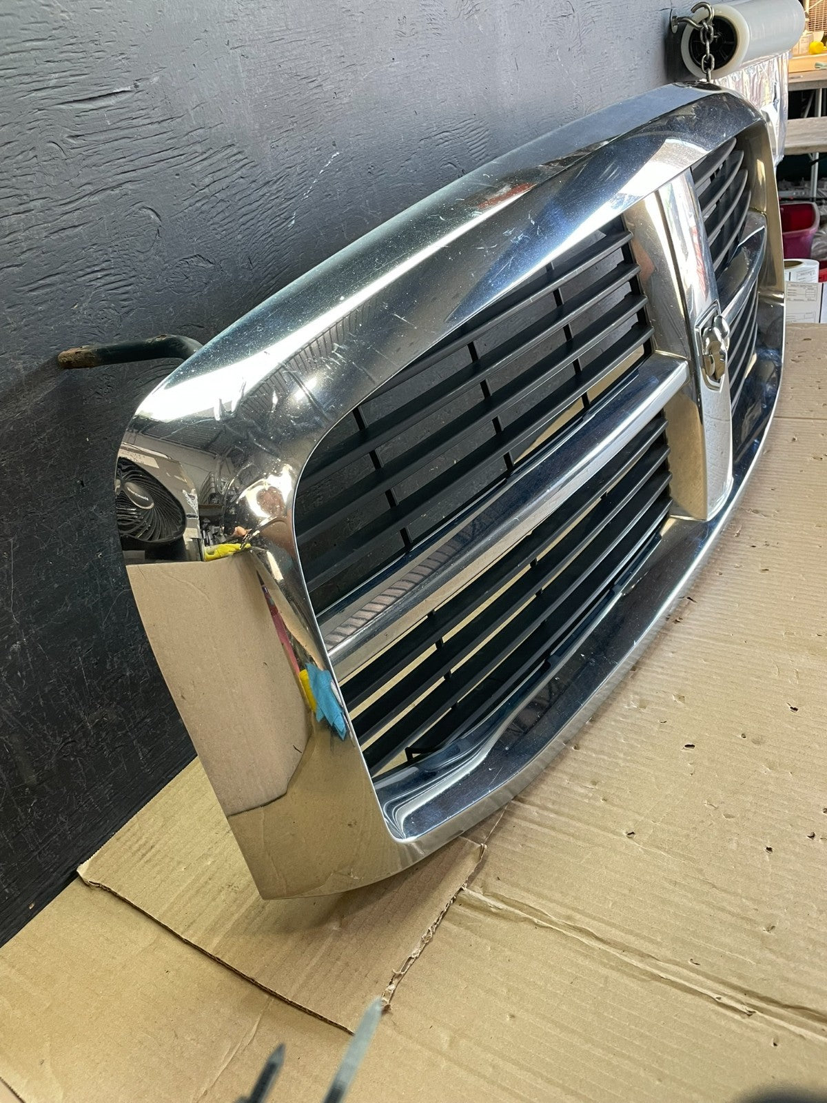 2006 2007 2008 Dodge Ram 1500  Upper Front Grill Grille AE3754 DG2