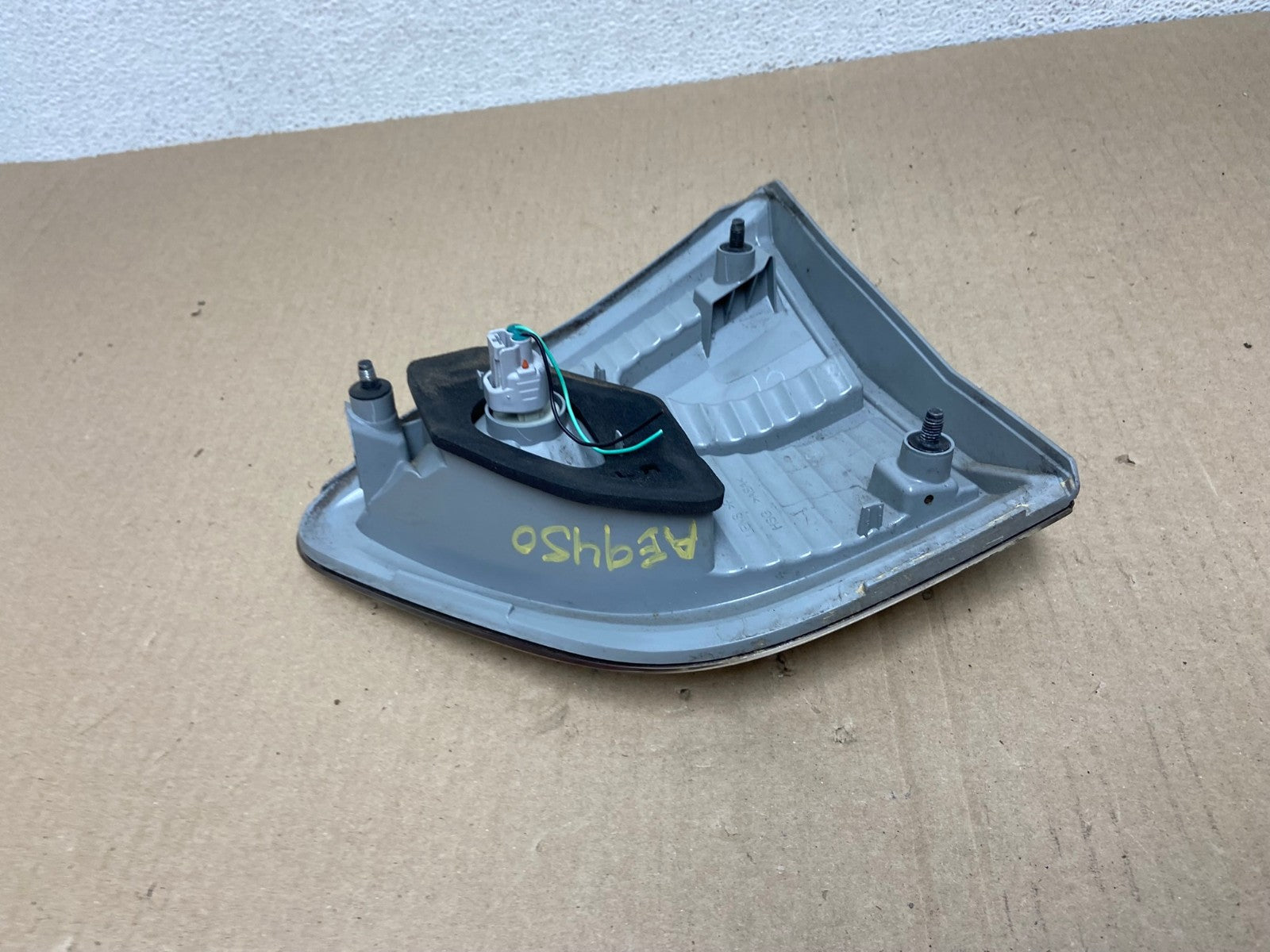 2013 to 2016 Nissan Pathfinder Left Driver Inner Tail light AE9450 LK5