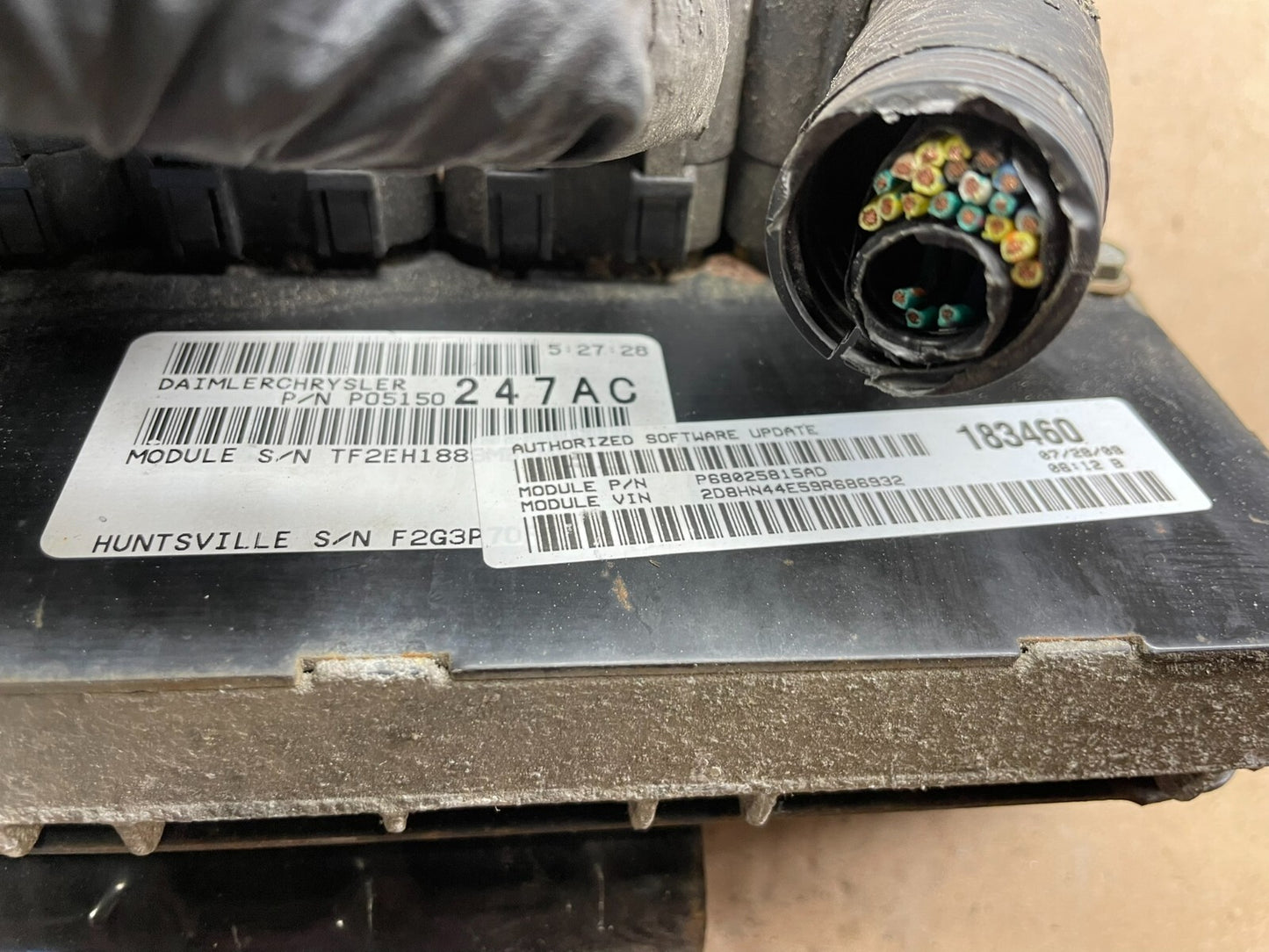 2008 Caravan Town & Country Engine Control Module p68025815ad O5457 DG2
