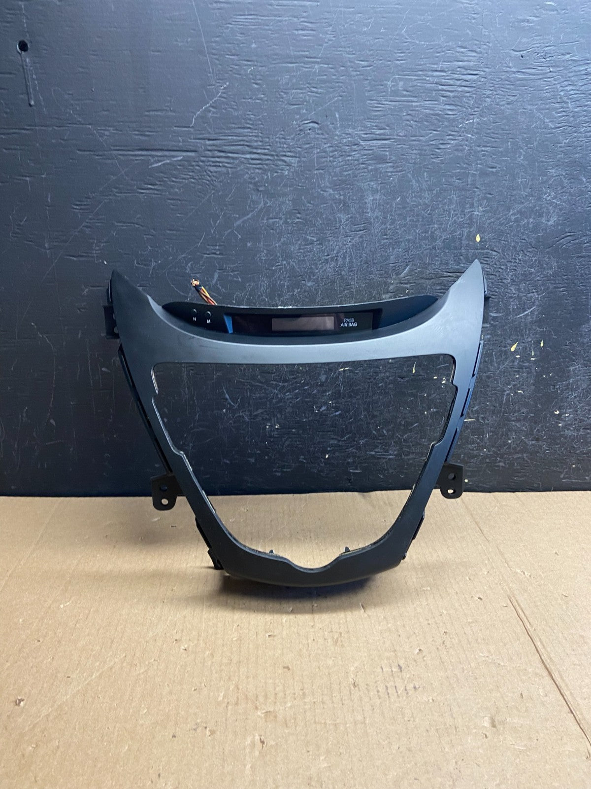 2011-2013 Hyundai Elantra Dash Radio Bezel Clock Display Trim AE4458 DG0
