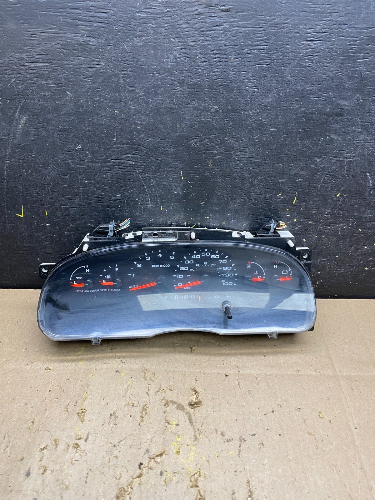 2004 to 2008 Ford E150 E250 Gauge Speedometer Cluster u5278 DG0