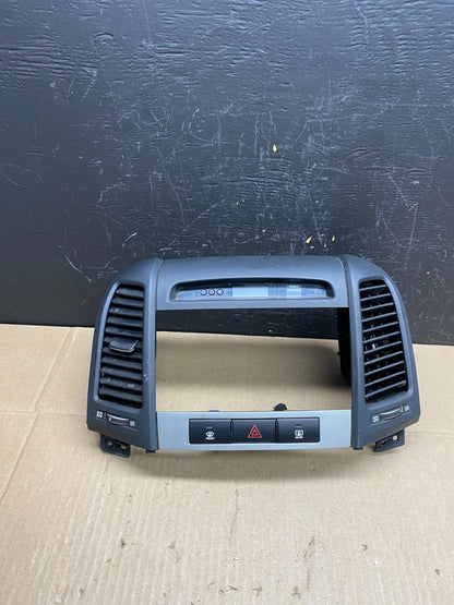 2007 to 2012 Hyundai Santa Fe Center Air Vent A/C Clock Bezel Trim OEM AB9463 DG0
