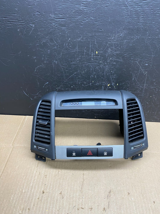 2007 to 2012 Hyundai Santa Fe Center Air Vent A/C Clock Bezel Trim OEM AB9463 DG0