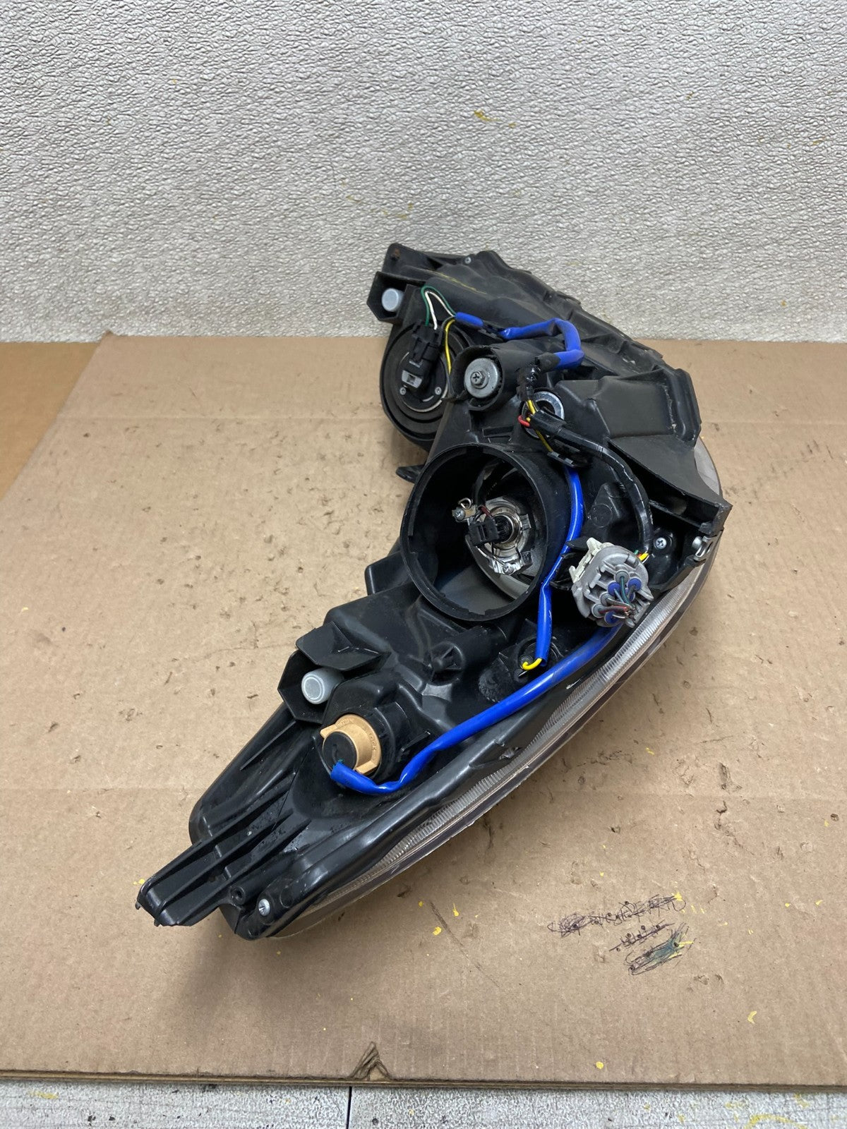 2013 2014 Subaru Legacy Outback Left Driver Halogen Headlight Z6402 DW9