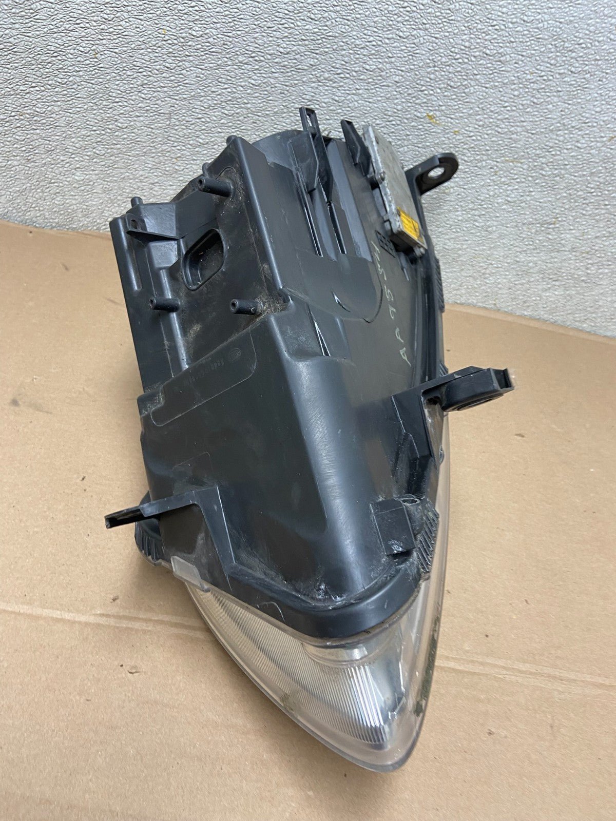 2005 to 2008 Audi A6 Right Passenger Side Headlight Xenon HID OEM AA9854 DW8