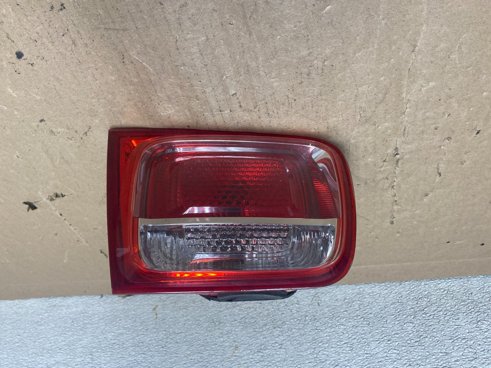 2013-2016 Chevrolet Malibu Left Driver Lh Side Inner Tail Light Oem S0667 DW0