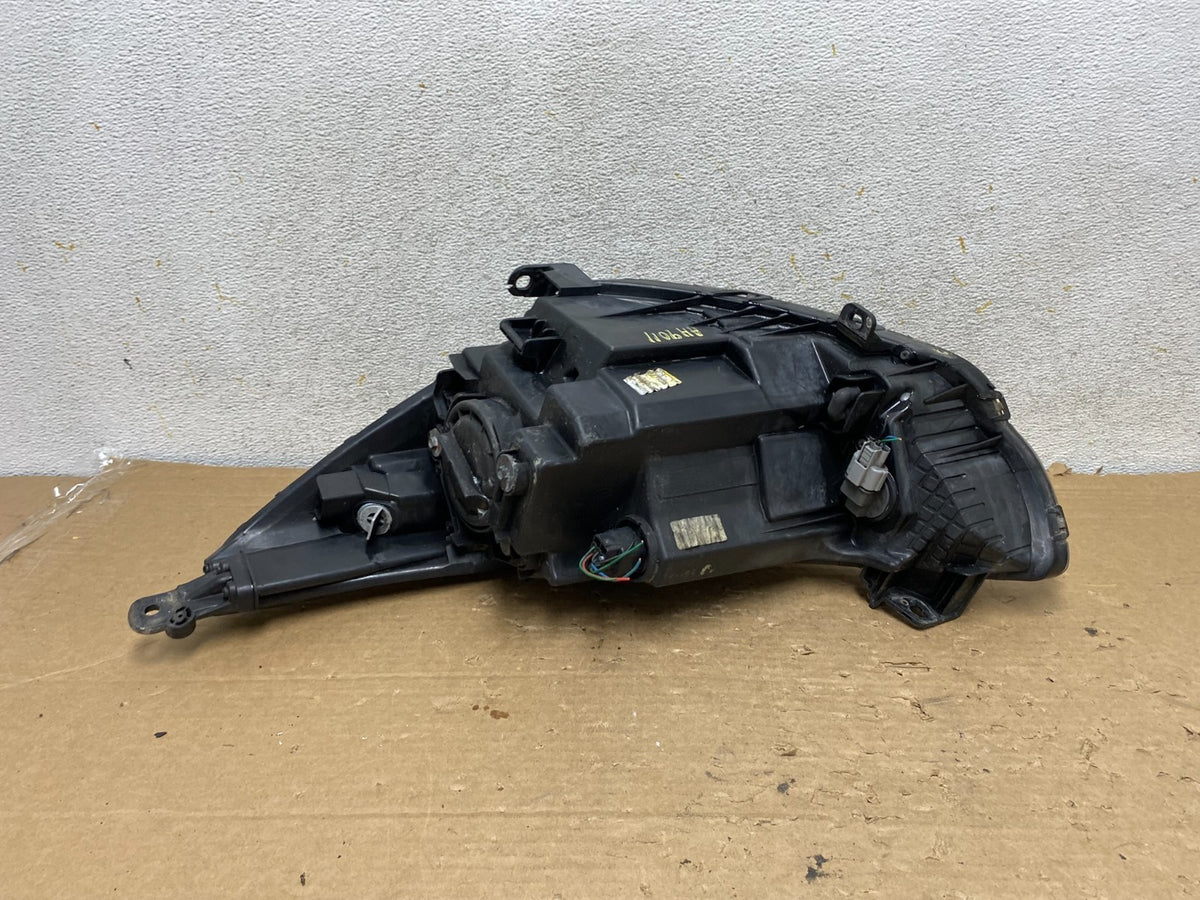 2013 to 2017 Hyundai Accent Right Passenger RH Side Headlight AH9011 DW6