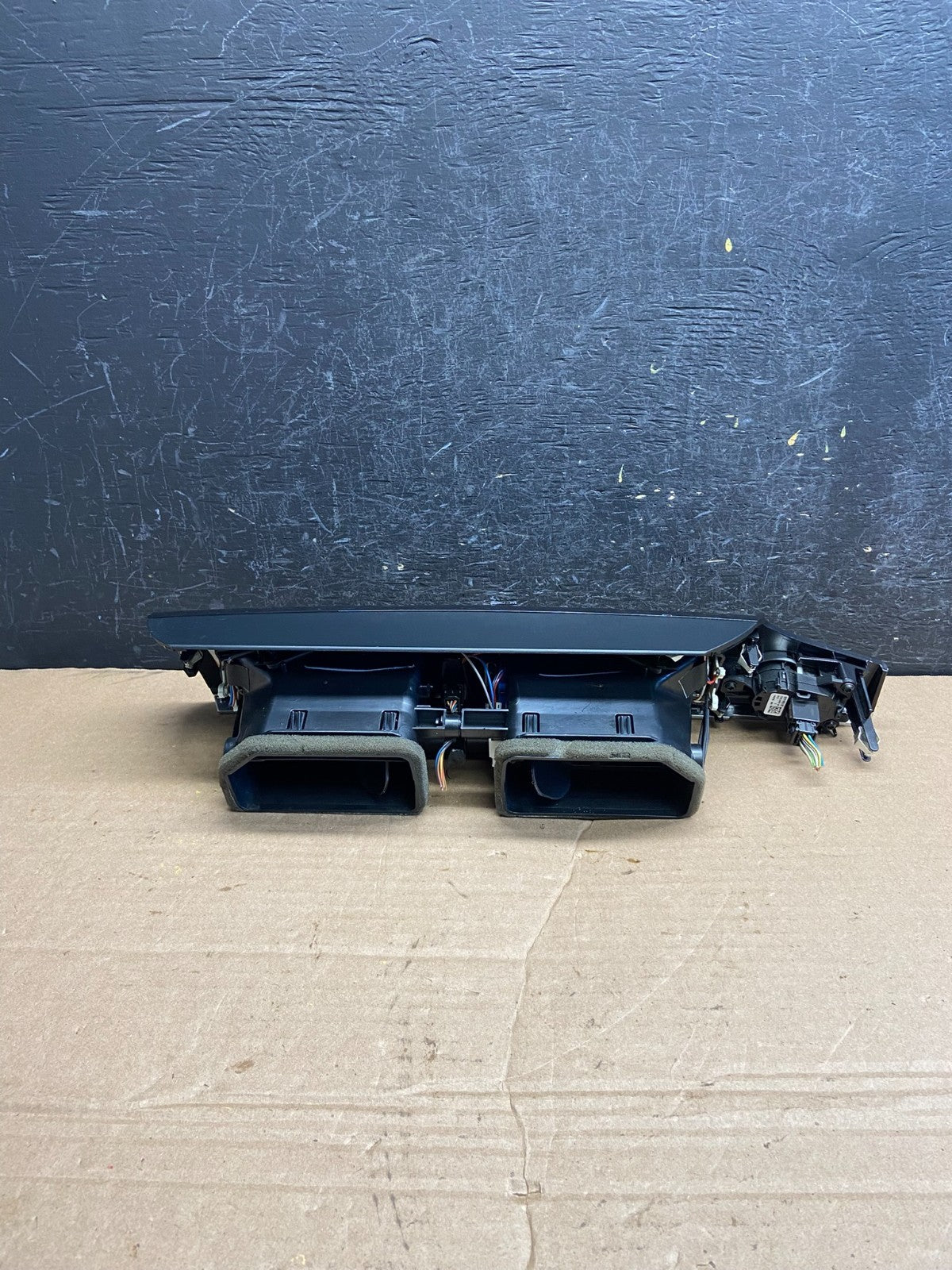 2011- 2017 BMW X3 F25 Center Dash Trim Molding w/ Air Vents AF1929 DG3