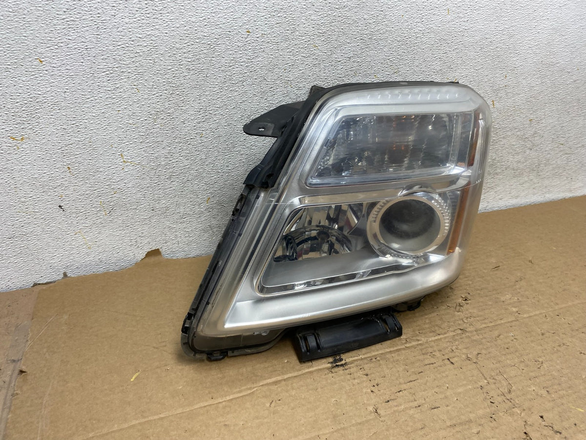 2010 to 2015 GMC Terrain Halogen Left Driver Lh Side Headlight AH8159 DW1