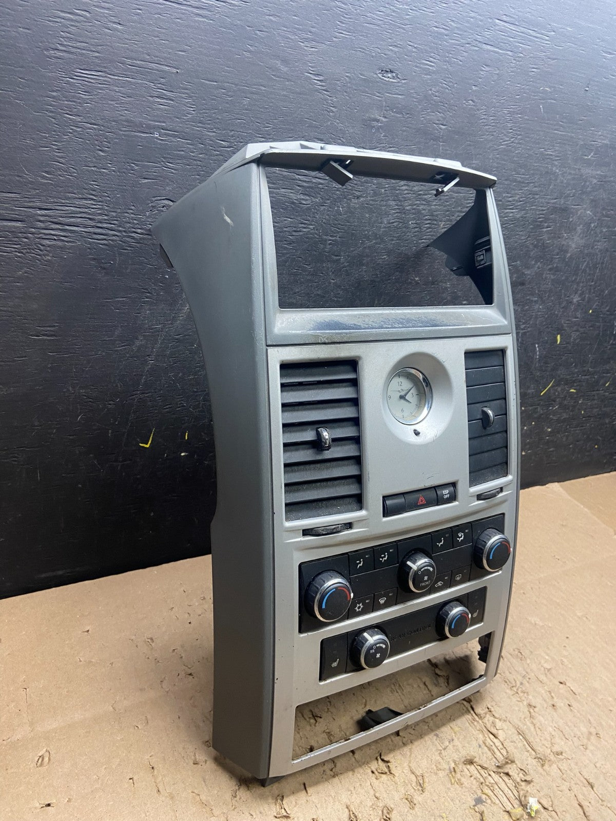 2008-2010 Dodge Grand Caravan Radio Bezel Climate Control AC Heater T8808 DG2