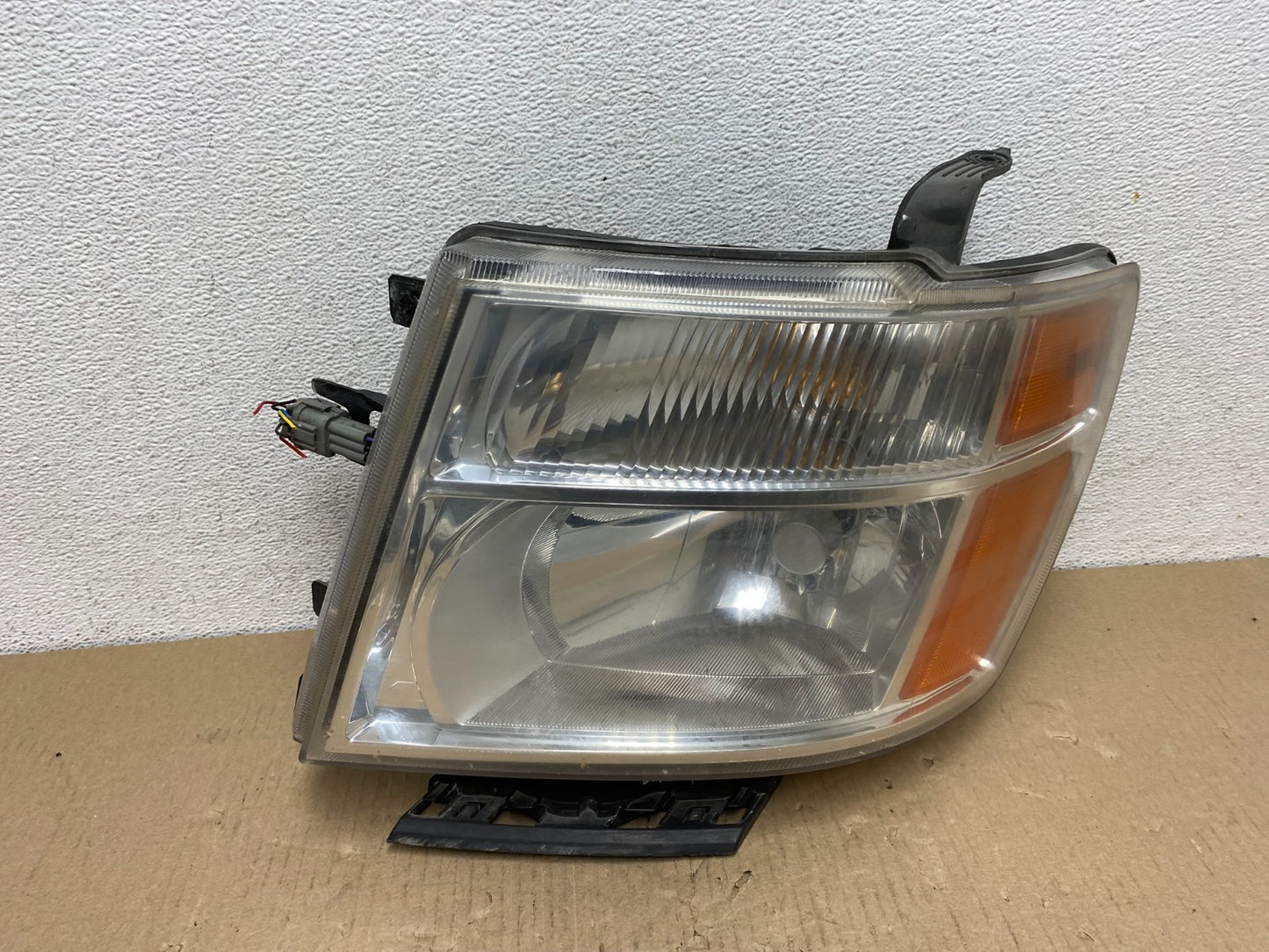2012 to 2021 Nissan NV1500 NV2500 NV3500 Left Driver Headlight AF5867 DW0