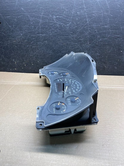 2000 to 2005 Chevrolet Astro Cluster Gauge Speedometer ECM AH7564 DG2