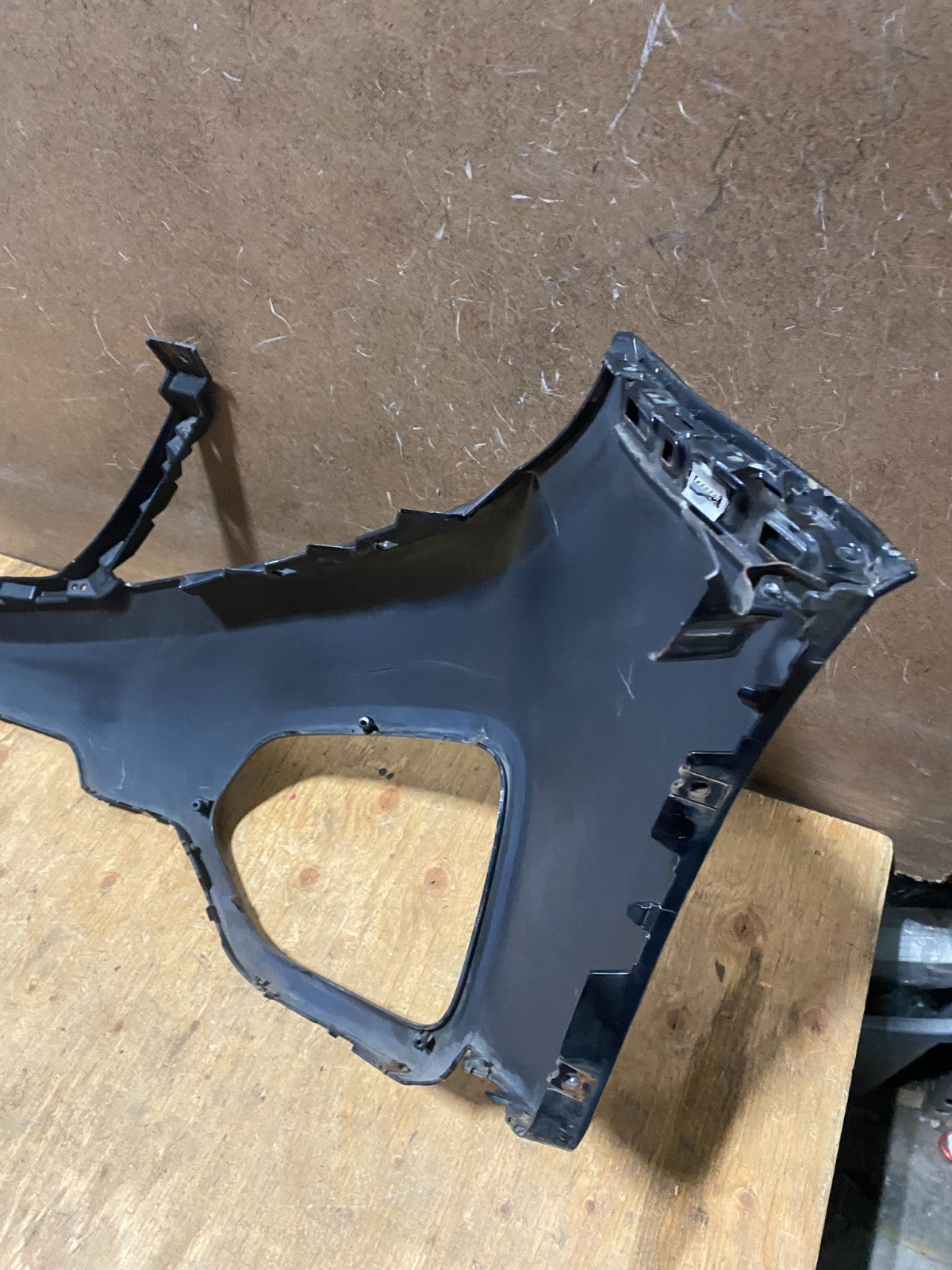 Damaged 2011 to 2013 Kia Sorento Front Upper Bumper Cover with Fog Light AA23867