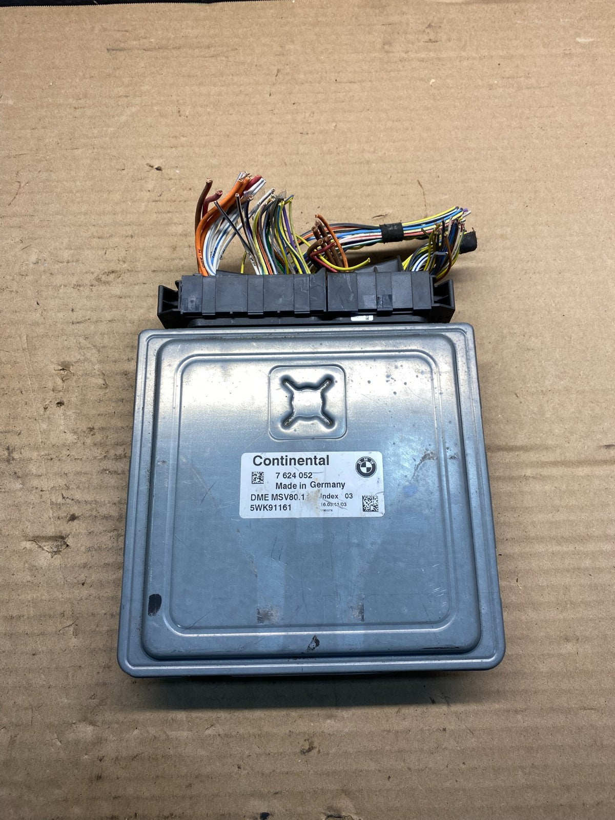 2007 - 2011 BMW 328i 528i E90 ECM ECU Engine Computer 7624052 AE0106 DG0