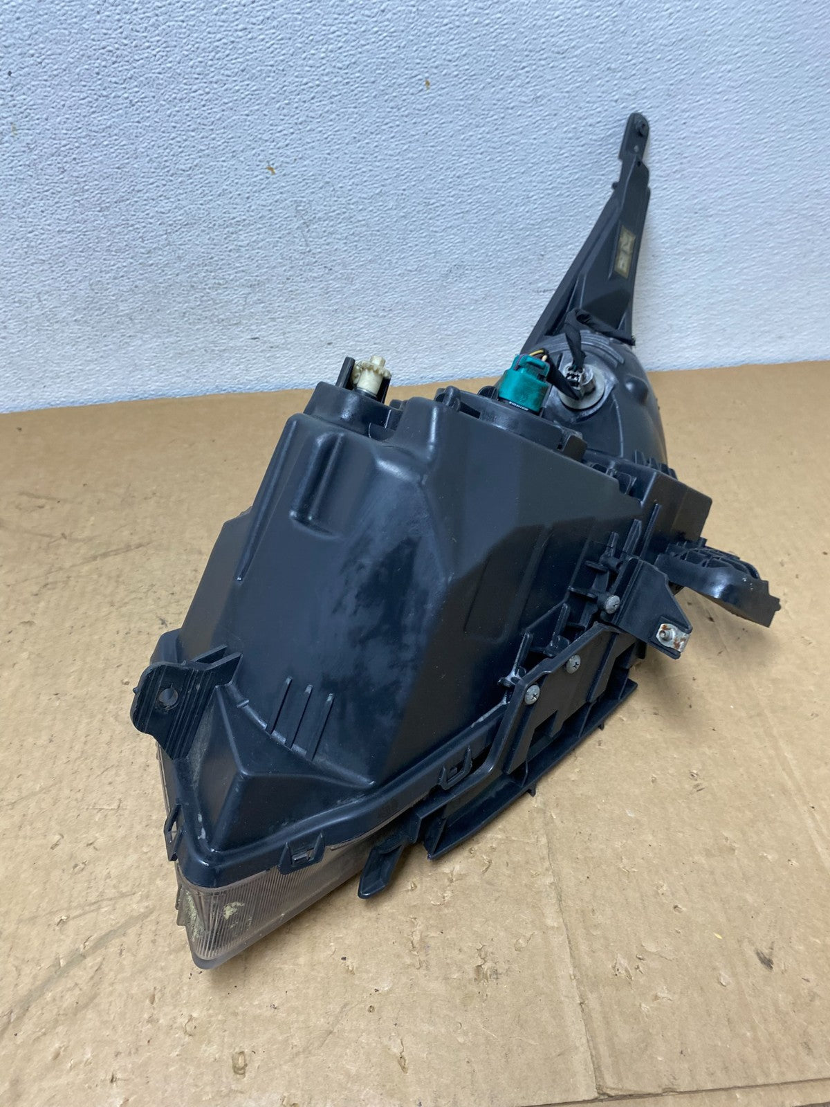 2011 to 2015 Chevrolet Cruze Halogen Right Passenger Rh Headlight TYC AD1241 DW6
