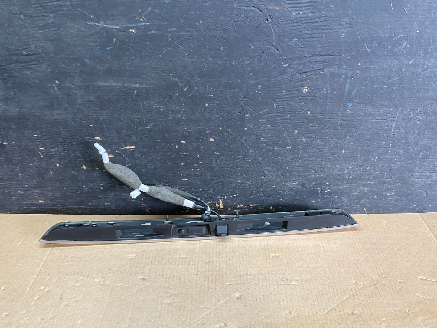 2013 to 2015 Nissan Pathfinder Rear Trunk Liftgate Handle Trim Camera P3990 DG6
