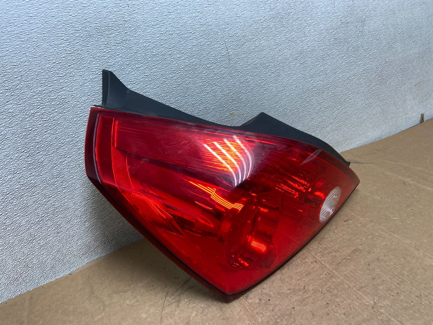 2008 to 2013 Nissan Altima Coupe Tail Light Left Driver LH Side Oem AA2605 DW2